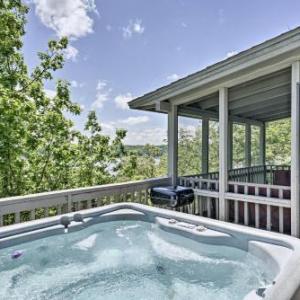Resort Home with Hot tub on Lake of the Ozarks