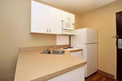 Extended Stay America Suites - Houston - Galleria - Westheimer - image 17