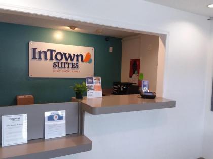 InTown Suites Extended Stay Houston/Willowbrook - image 8