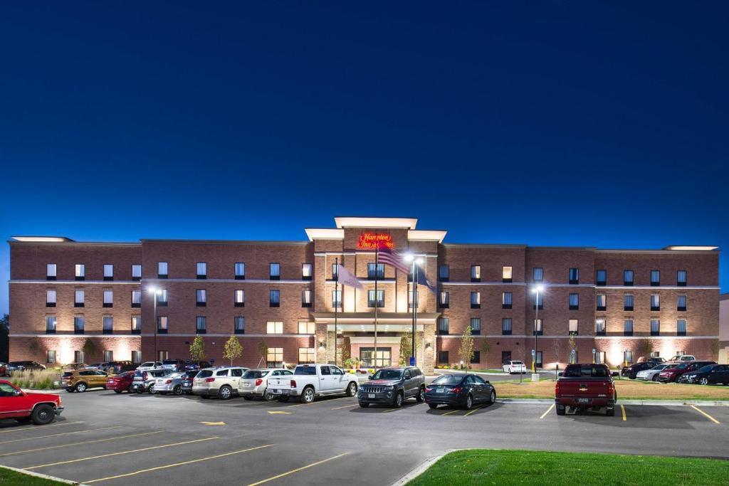 Hampton Inn & Suites Ann Arbor West - main image