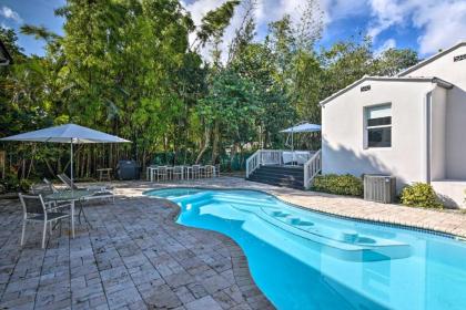 modern miami Villa with Pool Oasis about 5 mi to Beach Biscayne Park