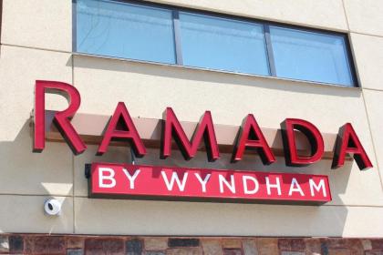 Ramada by Wyndham Bronx Terminal - image 1