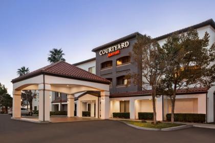 Courtyard by Marriott Palmdale - image 1