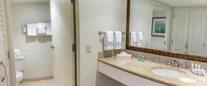 Courtyard by Marriott - Naples - image 18