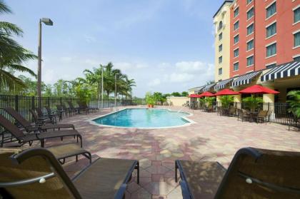 Embassy Suites Fort Myers - Estero - image 4