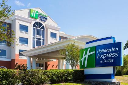 Holiday Inn Express Hotel  Suites tampa Fairgrounds Casino an IHG Hotel tampa