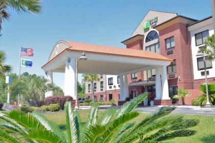 Holiday Inn Express & Suites Pensacola West I-10 an IHG Hotel - image 1