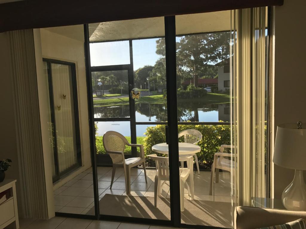 Superb Apartment in Florida & very close to IMG - main image