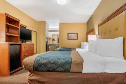 Econo Lodge Inn & Suites Foley-North Gulf Shores - image 10