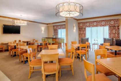 Econo Lodge Inn & Suites Foley-North Gulf Shores - image 13
