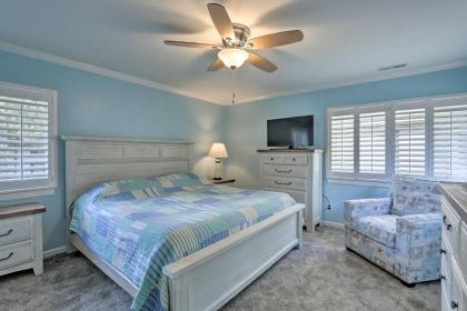 Updated Hilton Head Island Townhome with Deck! - image 14