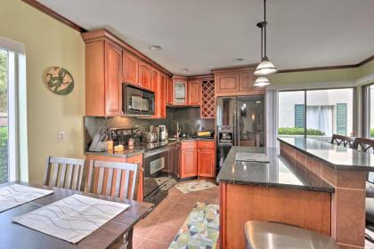 Updated Hilton Head Island Townhome with Deck! - image 9