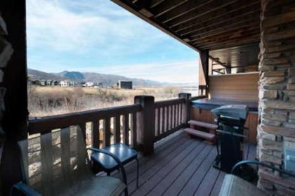 A Lakeside Mountain Condo - 3 Bedrooms near Pineview Reservoir LS 28 - image 2