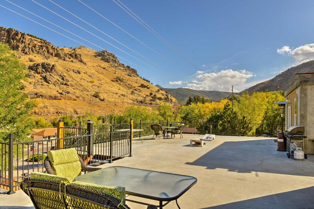 Lava Hot Springs Studio with Views - Walk to River - main image