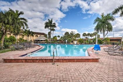 Vibrant Naples Studio with Pool Access and Porch! - image 10