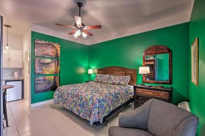 Vibrant Naples Studio with Pool Access and Porch! - image 16