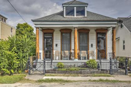 New Orleans Home 3 Blocks to River and 1 mi to Zoo Louisiana