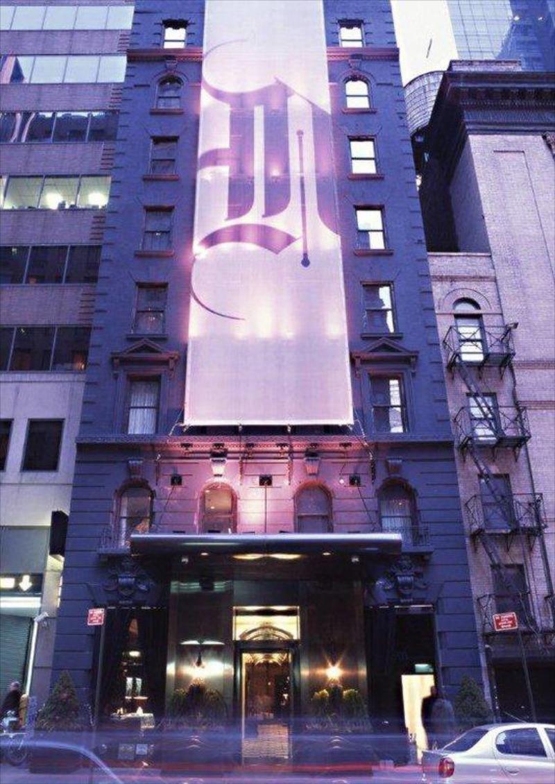 Night hotel by SB at Times Square - image 3