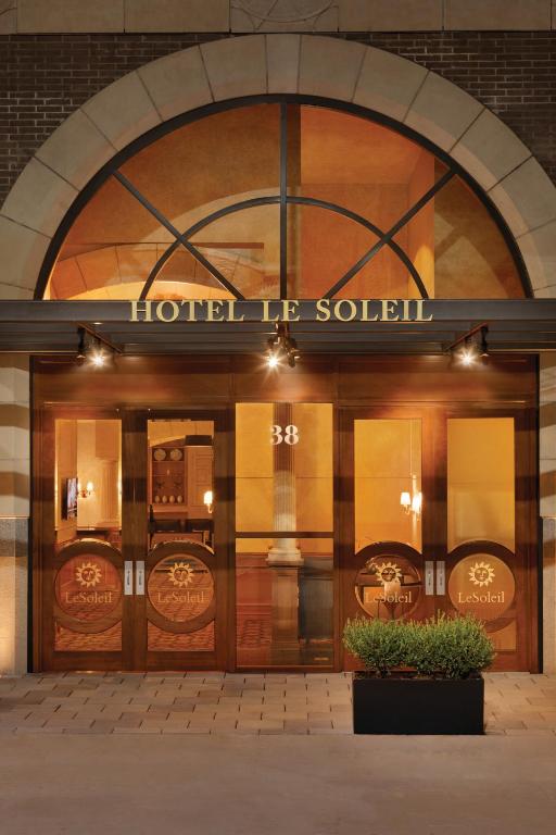 Executive Hotel Le Soleil New York - main image