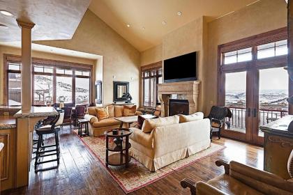 Vintage mountain townhome 21 by Casago Park City Utah