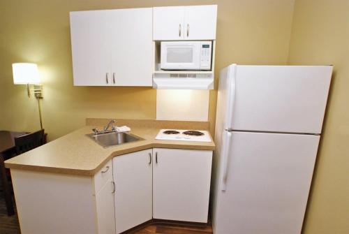 Extended Stay America Suites - Raleigh - Midtown - image 3