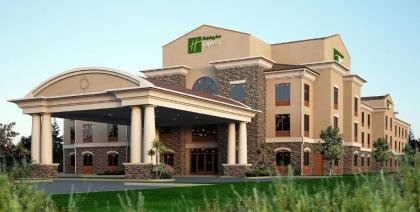 Holiday Inn Express  Suites   Redding an IHG Hotel