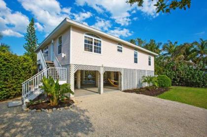 Stunning Newly Designed and Renovated Home seconds to the Gulf Of mexico Sanibel Florida