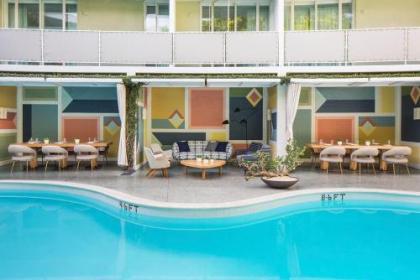 Avalon Hotel Beverly Hills a member of Design Hotels
